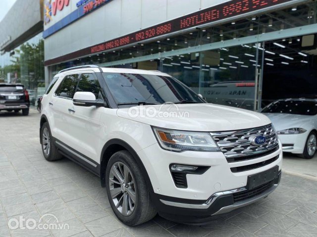 Bán Ford Explorer sản xuất năm 2018, màu trắng còn mới