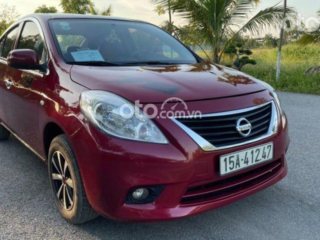 Cần bán lại xe Nissan Sunny đời 2015, màu đỏ giá cạnh tranh