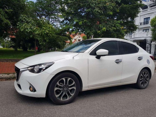 Bán Mazda 2 sản xuất 2016, xe còn mới, giá ưu đãi0