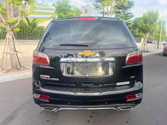 Bán Chevrolet Trailblazer 2018 bản cao cấp nhất, máy dầu 2.8 cơ bắp0