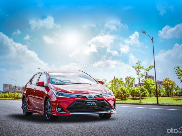 Bán ô tô Toyota Corolla Altis 1.8E CVT 2021, màu đỏ, 733 triệu0