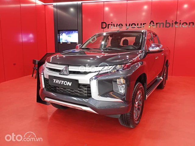 Cần bán xe Mitsubishi Triton 4x2 AT Premiu năm 2021, màu xám0