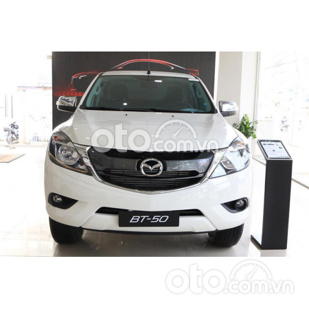 Bán Mazda BT 50 Standard 4x4 sản xuất năm 2021, màu trắng0