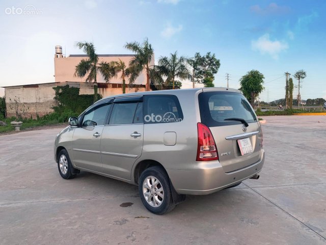 Cần bán xe Toyota Innova G đời 2007, màu vàng chính chủ