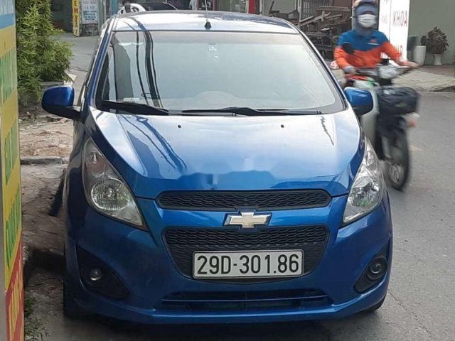 Bán ô tô Chevrolet Spark đời 2017, màu xanh lam chính chủ0