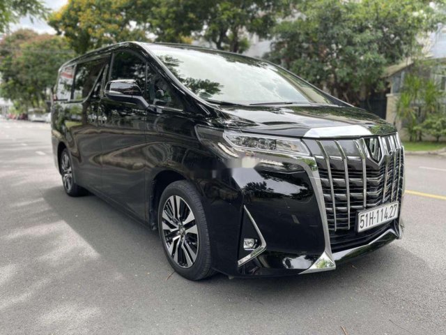 Bán xe Toyota Alphard sản xuất năm 2019, xe nhập còn mới0