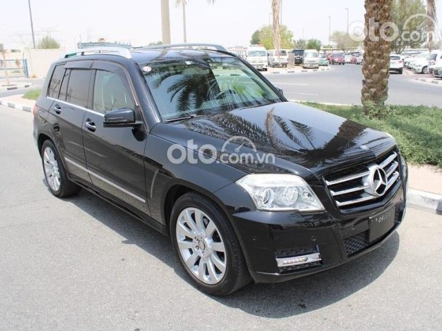 Bán xe Mercedes 201, màu đen, nhập khẩu, giá chỉ 560 triệu