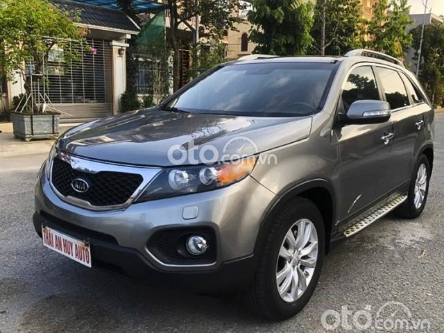 Bán Kia Sorento năm sản xuất 2010, màu xám, xe nhập 