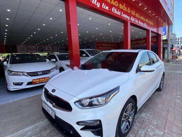 Cần bán gấp Kia Cerato 2020, màu trắng, 595tr