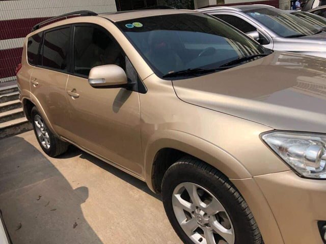 Cần bán xe Toyota RAV4 năm sản xuất 2008, màu vàng0