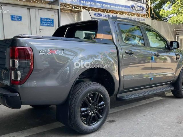 Bán Ford Ranger Wildtrak 2.0L AT 4x4 2021, màu xám, 925 triệu0