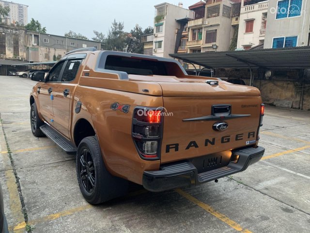 Bán ô tô Ford Ranger 2021, màu cam, giá tốt0