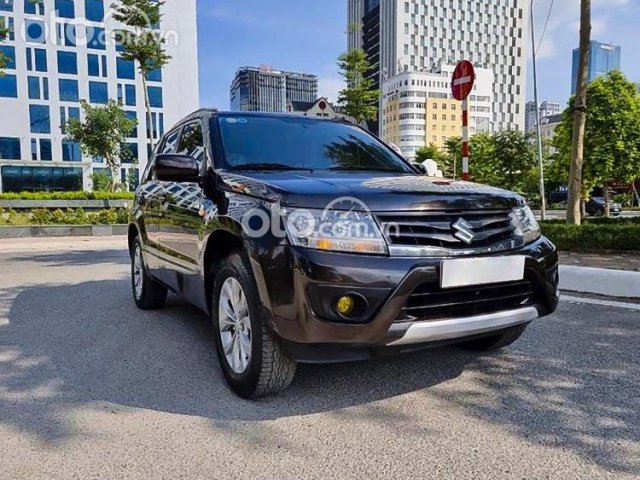 Bán xe Suzuki Grand vitara 2.0 AT năm 2015, màu nâu, xe nhập còn mới, 555tr0