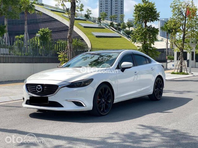 Xe Mazda 6 2.0 Premium 2017 năm 2017, màu trắng, giá chỉ 720tr0