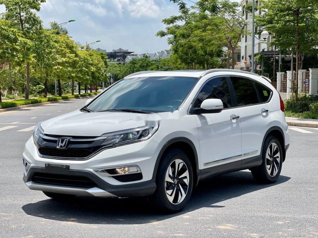 Cần bán gấp Honda CR V đời 2016, màu trắng còn mới0