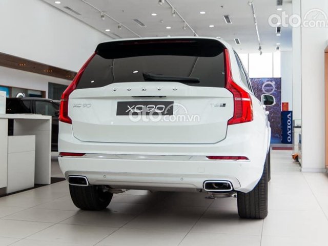 Bán xe Volvo XC90 sản xuất năm 2021, màu trắng, nhập khẩu0