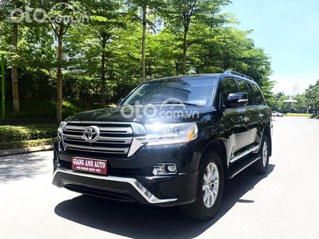 Cần bán Toyota Land Cruiser VX 4.6 V8 2016, màu đen, nhập khẩu