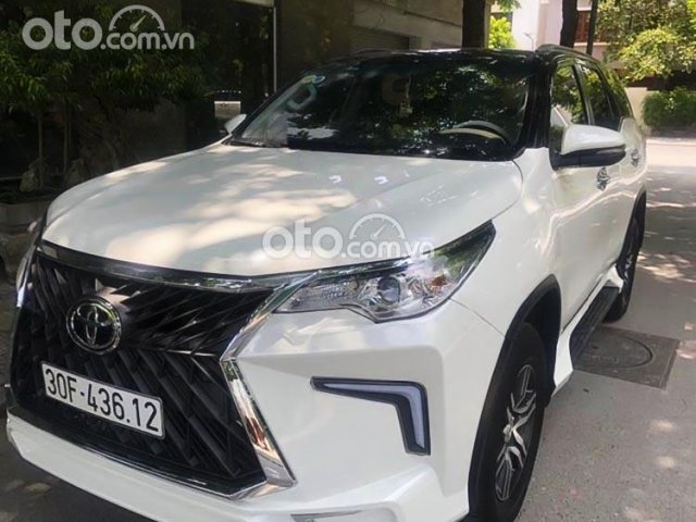 Cần bán Toyota Fortuner 2018, màu trắng, nhập khẩu số tự động, giá tốt0