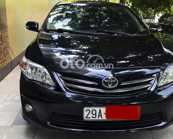 Cần bán lại xe Toyota Corolla Altis sản xuất năm 2013, màu đen số tự động, 475tr0