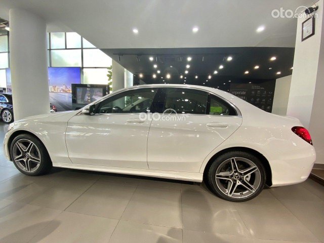 [Mercedes An Du Hà Nội] Mercedes-Benz C180 AMG new 2021 chỉ 350tr nhận xe ngay, ưu đãi T7 siêu hot giảm 50% phí trước bạ, hỗ trợ trả góp 85%, hỗ trợ hồ sơ nợ xấu