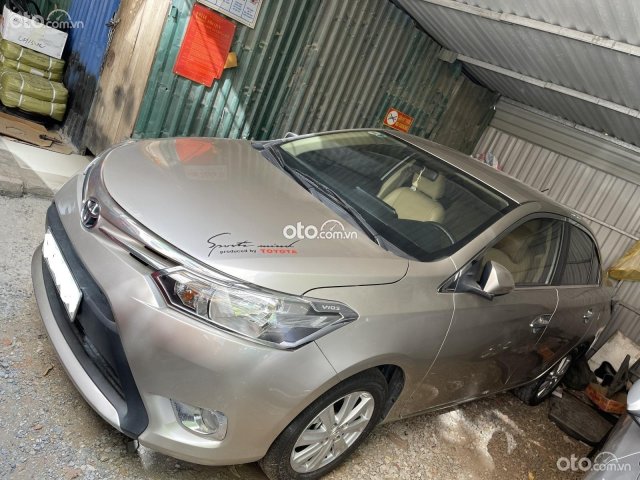 Bán Toyota Vios MT 2018, màu vàng cát