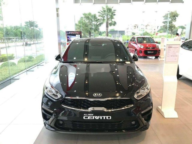 Bán xe Kia Cerato đời 2021, màu đen, 449tr0