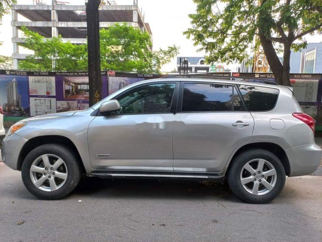 Bán ô tô Toyota RAV4 đời 2008, màu bạc, xe nhập còn mới0