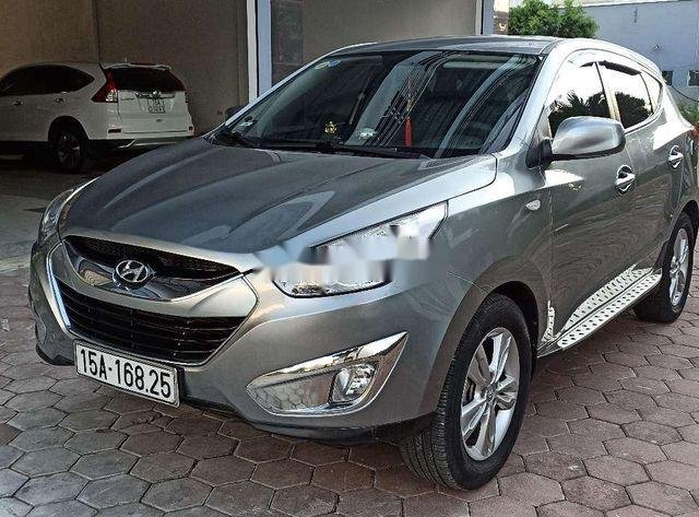 Cần bán xe Hyundai Tucson đời 2010, màu xám, xe nhập, 430tr0