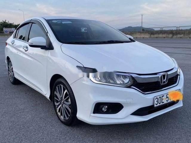 Cần bán lại xe Honda City đời 2017, màu trắng, giá chỉ 465 triệu