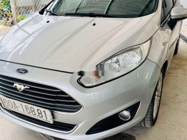 Bán ô tô Ford Fiesta 1.5AT Tinanium sản xuất 2014, màu bạc, giá 345tr0