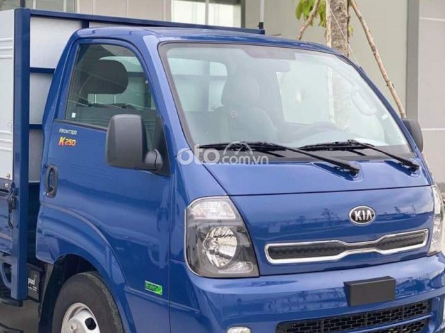 Cần bán xe Kia Frontier 2021, màu xanh lam, giá chỉ 403 triệu0