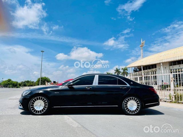 Cần bán gấp Mercedes S400 đời 2016, màu đen, trả góp ngân hàng 70%0