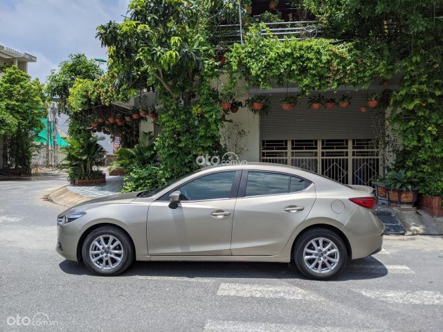 Cần bán lại xe Mazda 3 năm sản xuất 2018, giá 560tr0