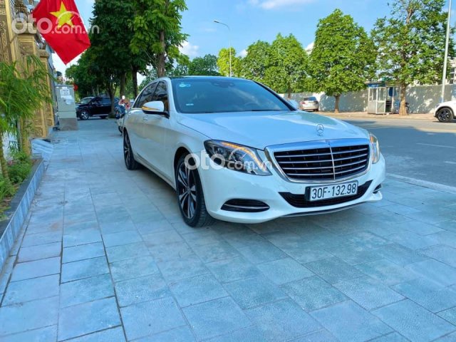 Cần bán Mercedes S400 năm 2015, màu trắng chính chủ0