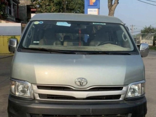 Bán ô tô Toyota Hiace sản xuất năm 2009 chính chủ giá cạnh tranh0