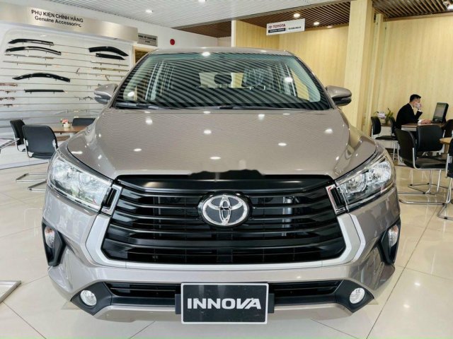 Toyota Innova 2.0E 2021 giá giảm sâu trong mùa dịch0