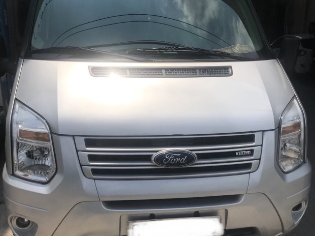 Cần bán lại xe Ford Transit sản xuất năm 2018, màu bạc, giá 575tr