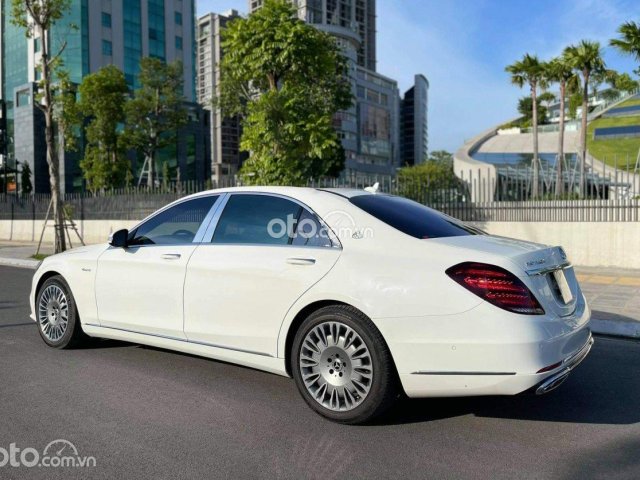 Cần bán lại xe Mercedes S450L sản xuất năm 2017, màu trắng0