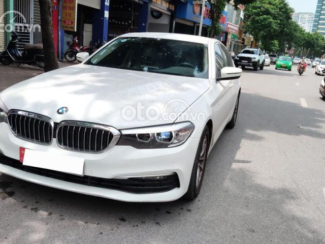 Xe đẹp bán nhanh BMW 520i G30 sx 2018 giá ưu đãi