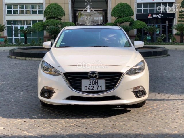 Bán Mazda 3 1.5 năm 2016, màu trắng còn mới, giá chỉ 500 triệu