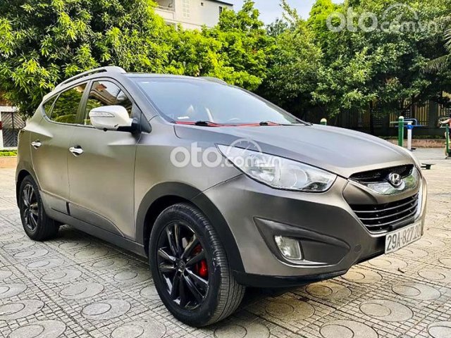 Cần bán gấp Hyundai Tucson 2012, màu xám, nhập khẩu nguyên chiếc còn mới, giá chỉ 475 triệu0