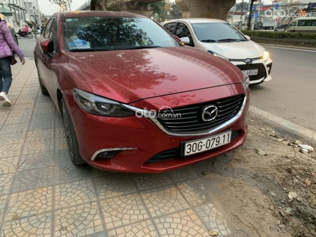 Chính chủ cần bán Mazda 6 Premium 2.5 AT sản xuất năm 2019, màu đỏ0