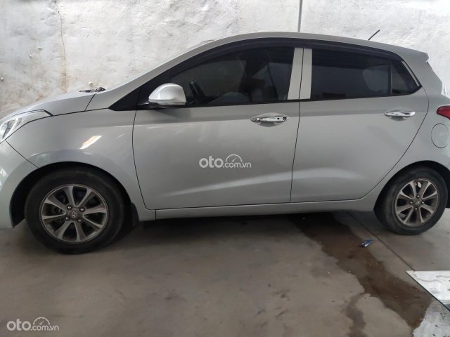 Xe Hyundai i10 1.0MT sản xuất năm 2014, giá 225tr