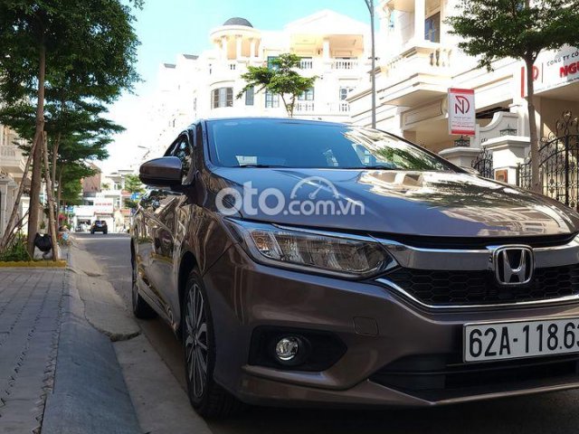 Bán lại giá thấp chiếc Honda City Top 2018, bản cao nhất