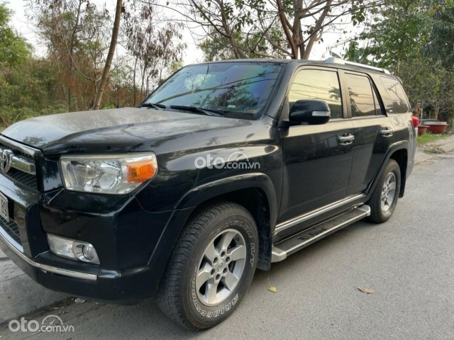 Bán Toyota 4 Runner sản xuất 2011 màu đen, nhập khẩu nguyên chiếc0