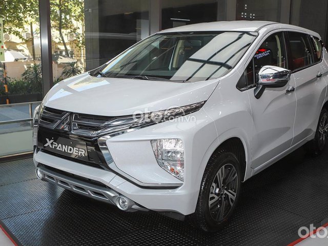 Cần bán xe Mitsubishi Xpander MT đời 2021, màu trắng, giá 555tr0