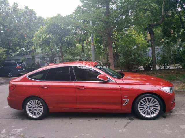 Bán BMW 328i đời 2015, màu đỏ, nhập khẩu xe gia đình0