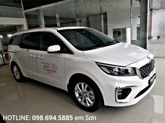 Bán xe Kia Sedona 3.3 GAT Signature đời 2021, màu trắng0