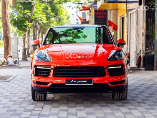 Bán xe Porsche Cayenne năm 2021, màu đỏ, nhập khẩu