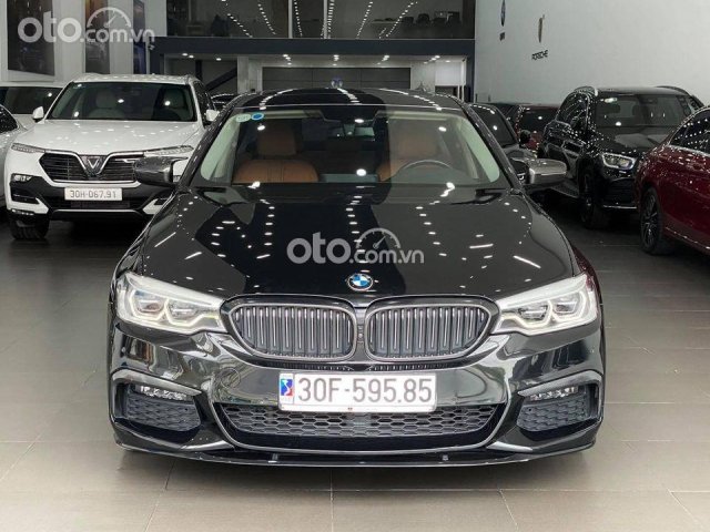 Bán xe BMW 530i năm 2018, màu đen, đăng ký 20190